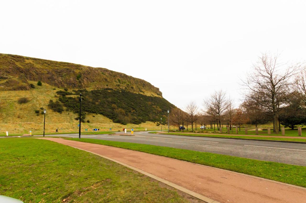 Tony Asga - Tony'S Apartment Heart Of Edinburgh City Centre Sleeps 2 Ngoại thất bức ảnh